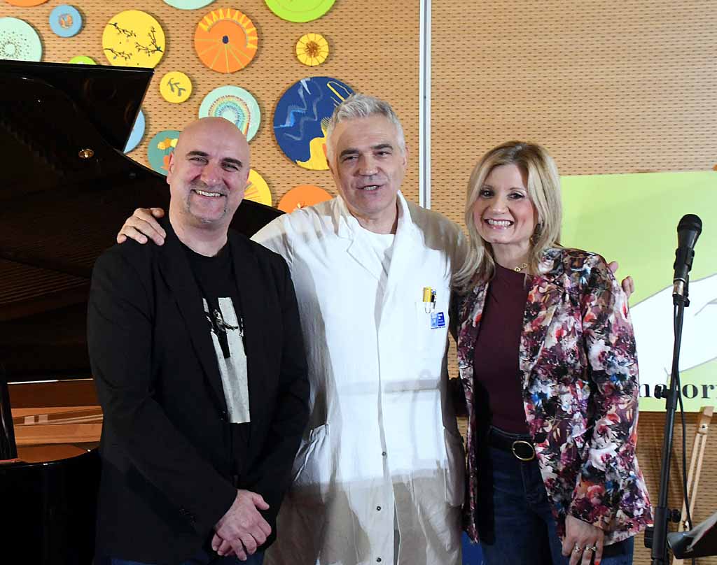 Il duo Frassi Benesperi con il primario Andrea Mambrini