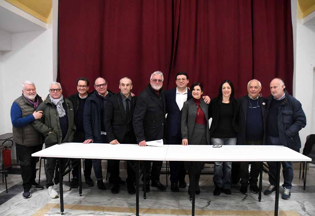 La coalizione che sostiene Alberto NArdi Perna al cinema Rosi per la presentazione