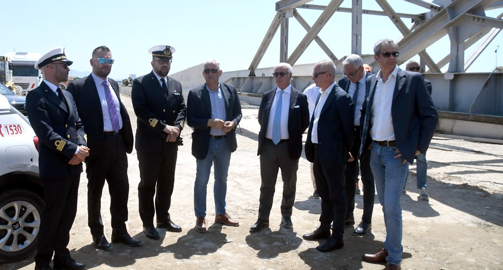 ponte Carrione, Carrara, porto