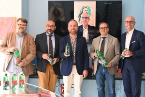 Da sinistra Emanuele Rivieri, Stefano Giannelli , Andrea Cella Francesco Persiani Massimo Gelati Sul monitor Nicola Lucchesi